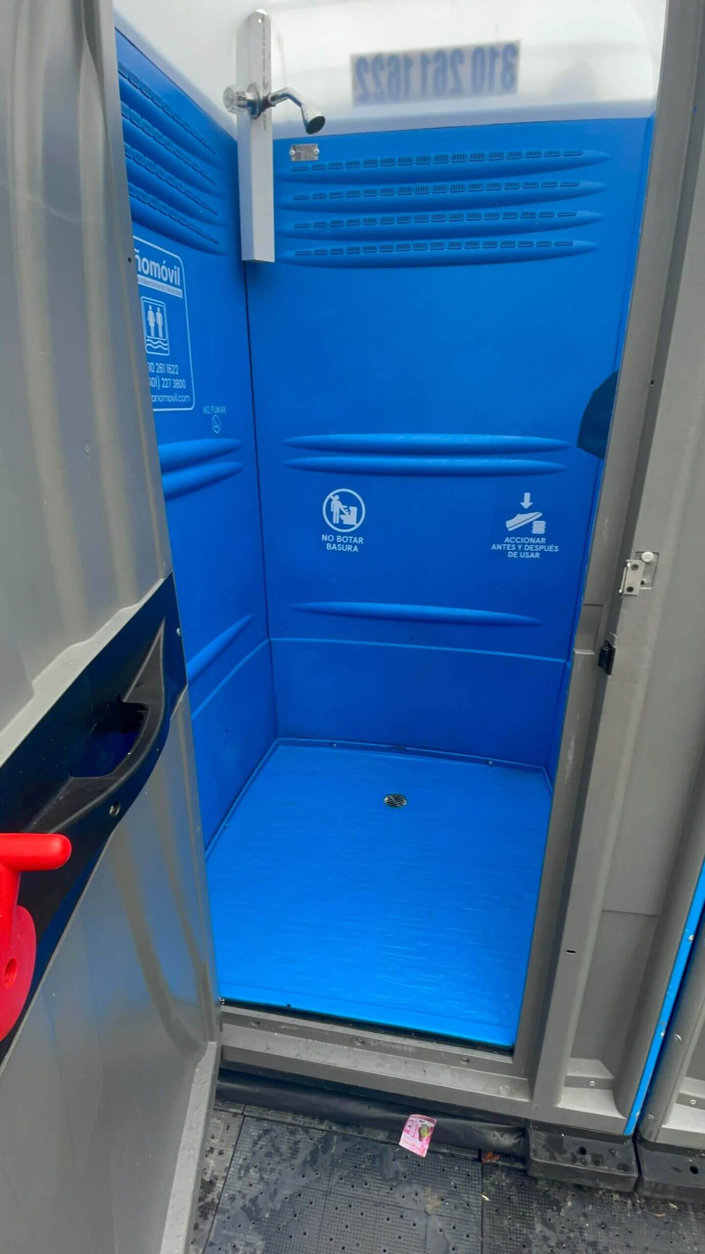 Duchas moviles en obras Duchas moviles en obras